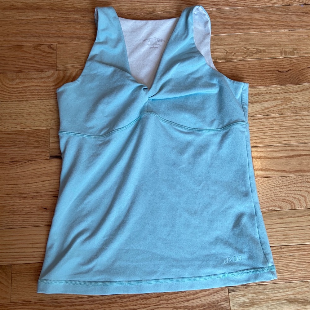 Women’s workout tank